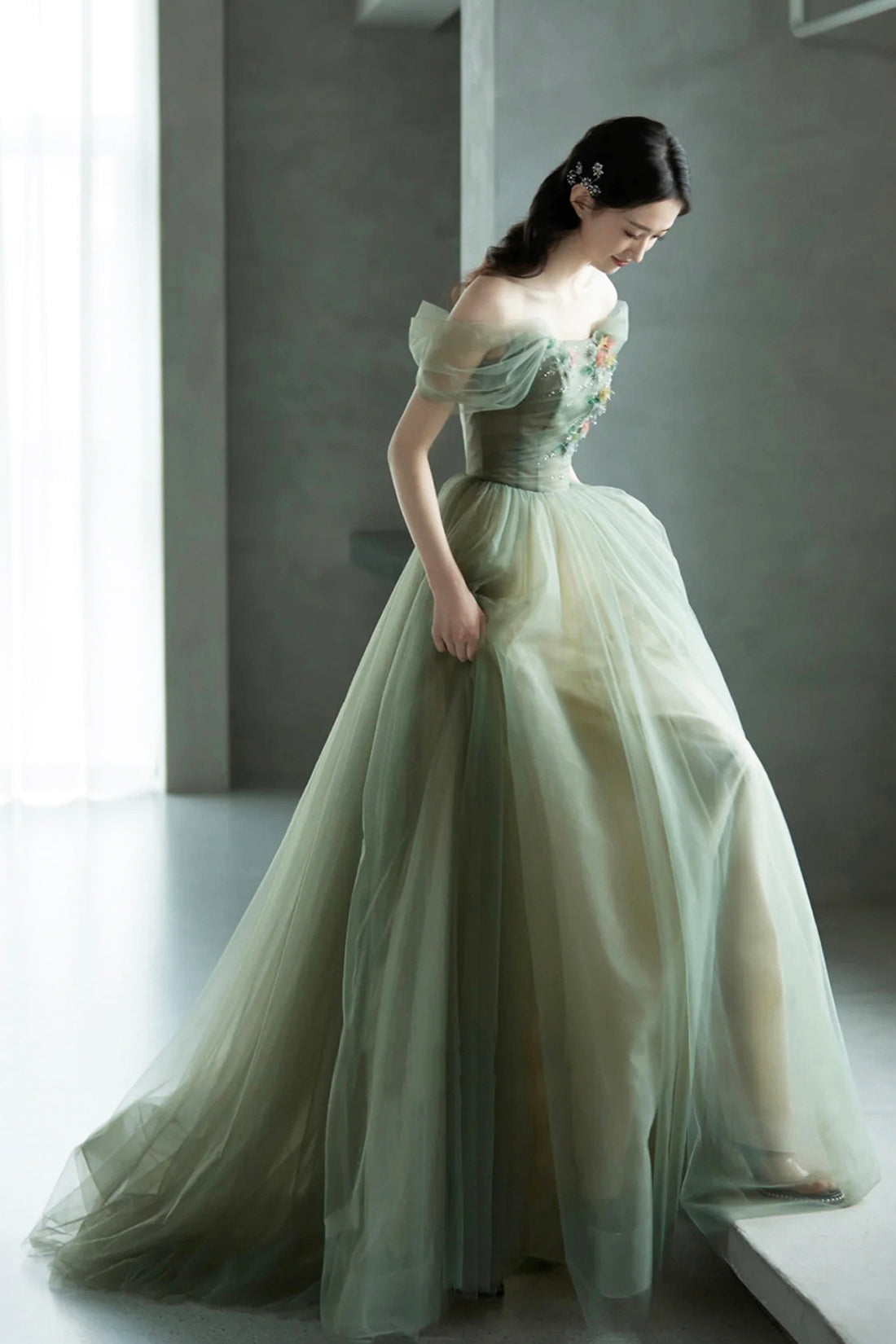 Green Tulle Floor Length Prom Dress, Off the Shoulder A-Line Evening Party Dress