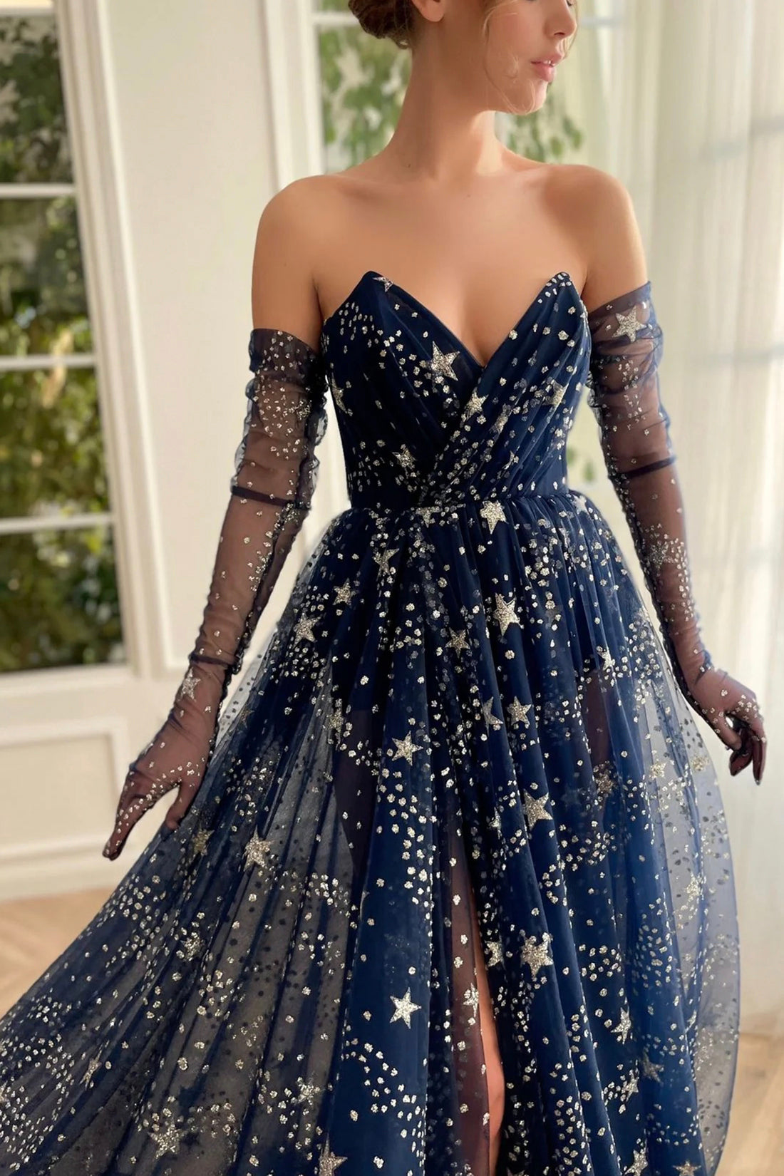 Beautiful Strapless Tulle Long Prom Dress, A-Line Dark Navy Evening Dress