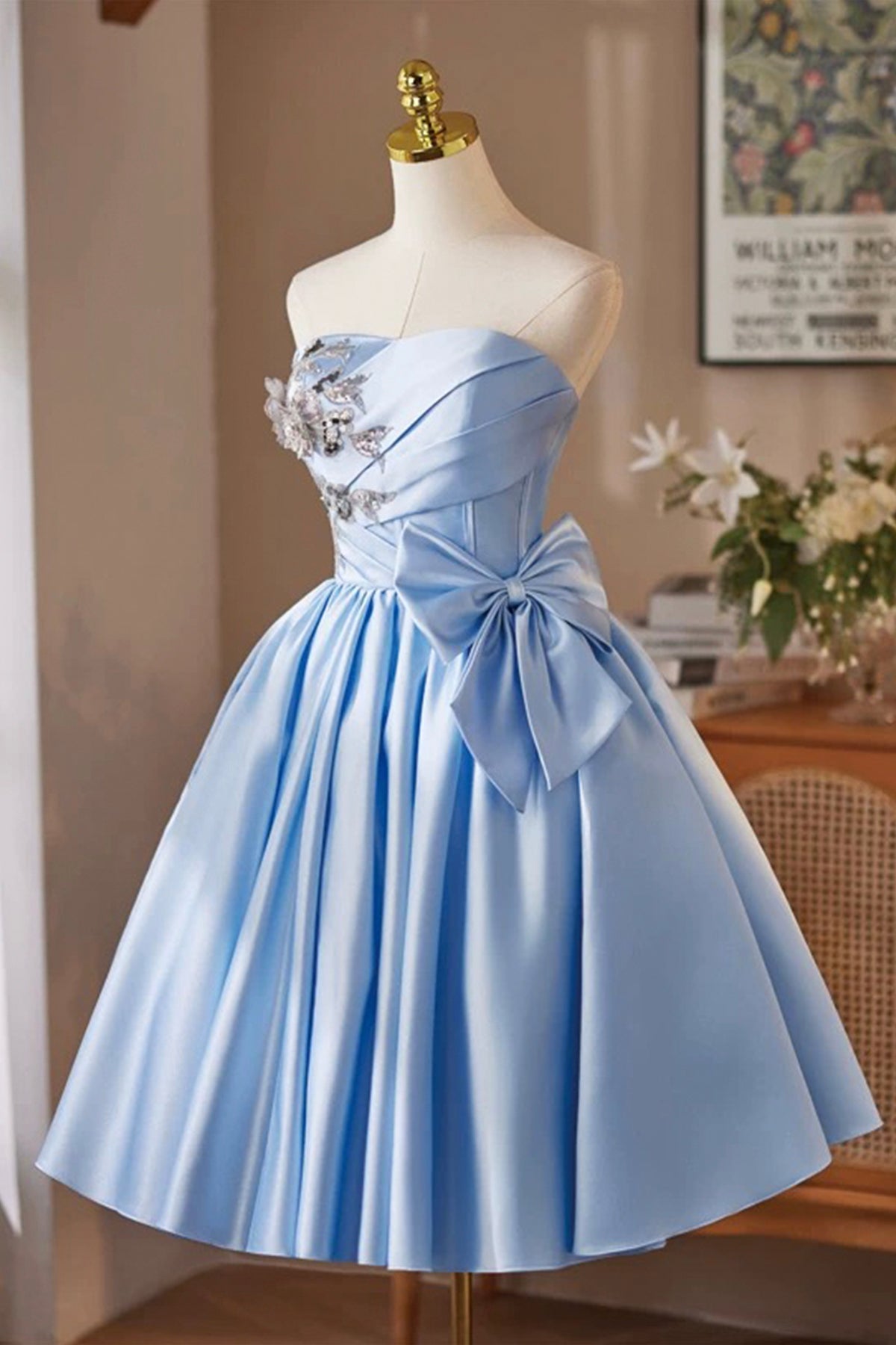 Lovely Satin Short Prom Dress, Blue A-Line Strapless Evening Party Dress