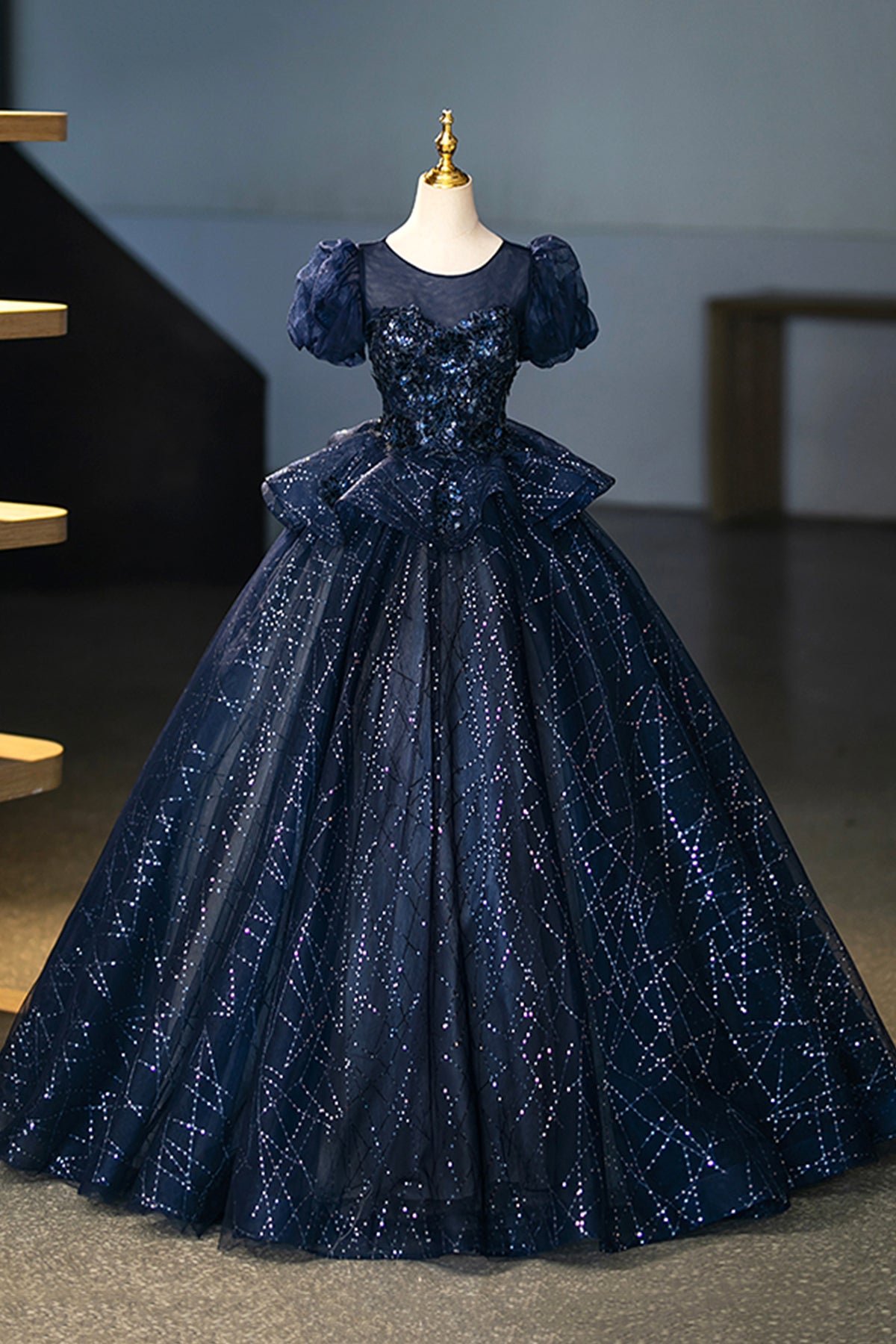 Navy Tulle Sequins Long Prom Dress, Elegant Short Sleeve Evening Party Dress