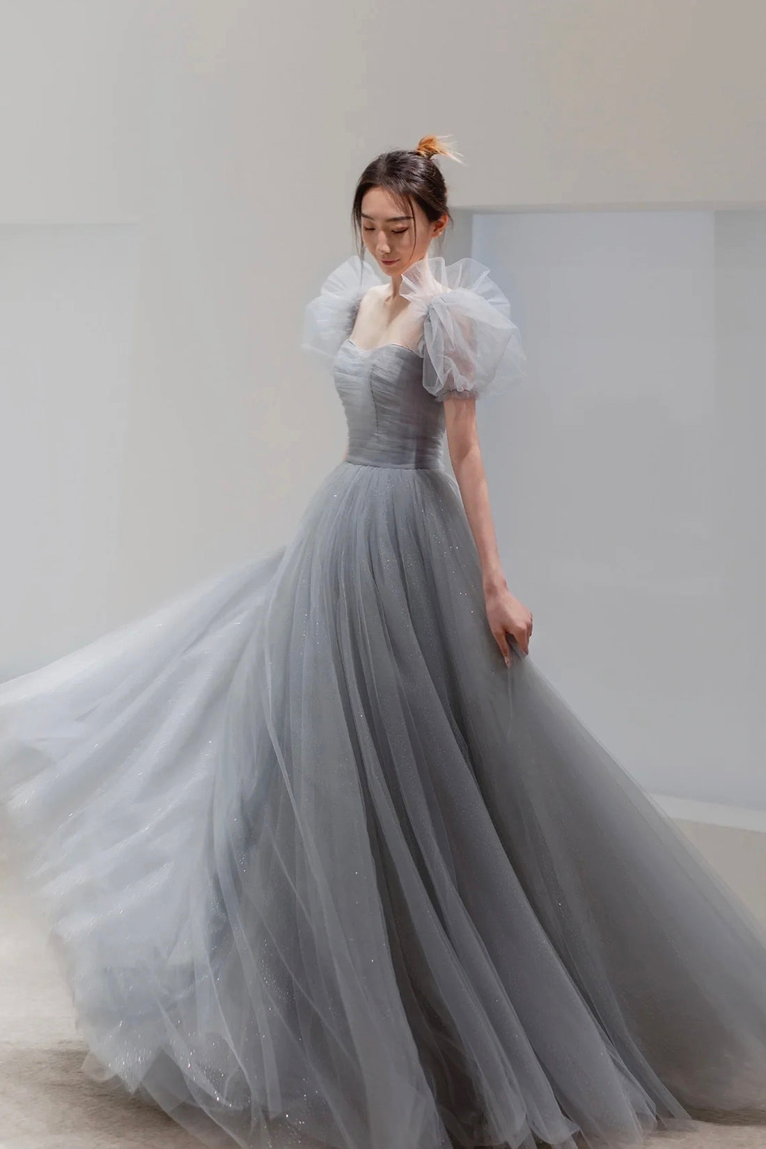 Gray Tulle Floor Length Prom Dress, Beautiful A-Line Short Sleeve Evening Dress