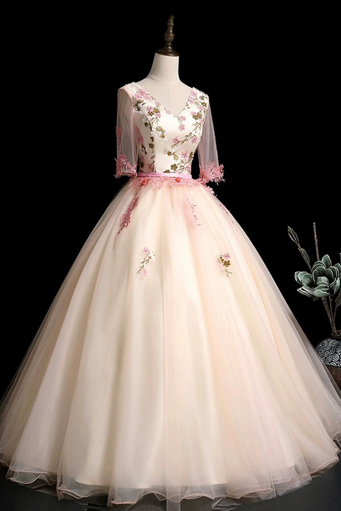 Champagne V-Neck Tulle Lace Long A-Line Formal Evening Dress