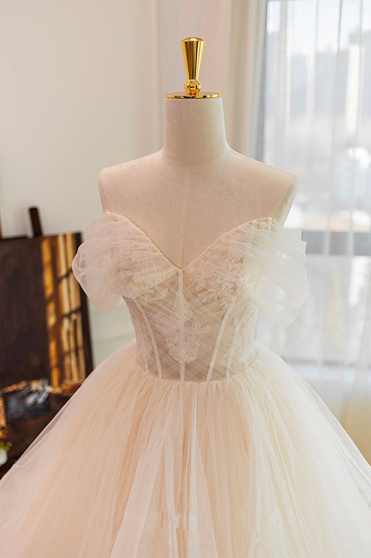 Champagne Strapless Tulle Long Long Prom Dress