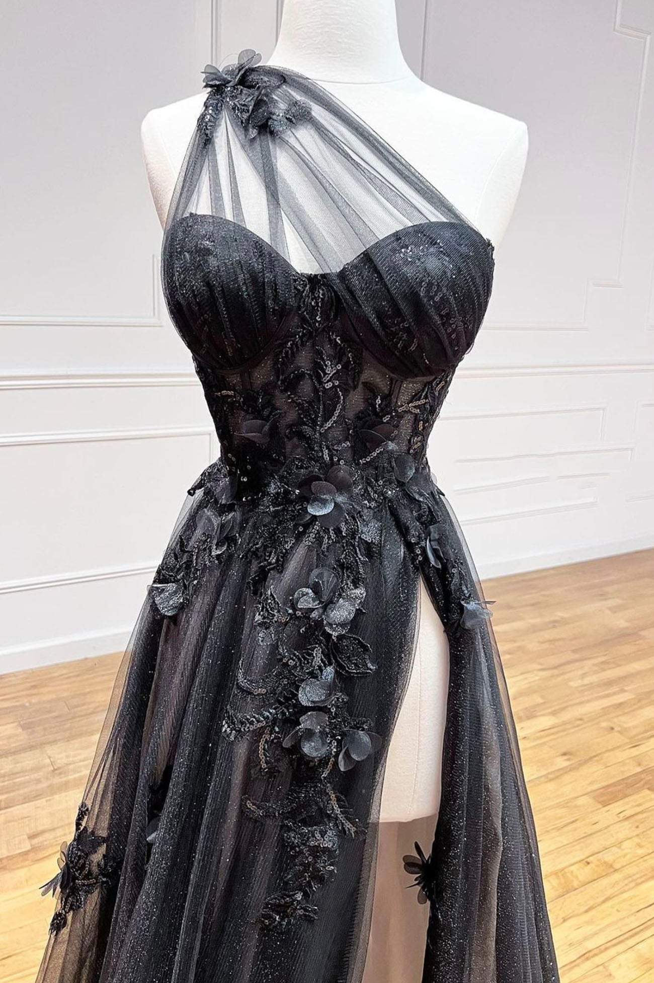 Black One Shoulder Lace Long Prom Dress