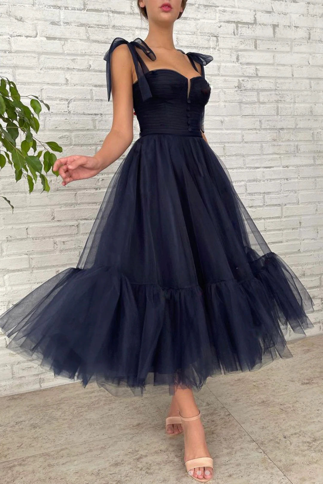 Blue Spaghetti Strap Tulle Short Tea Length Prom Dress