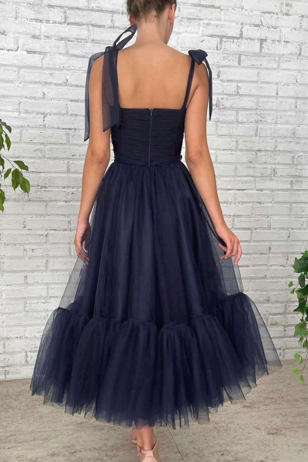 Blue Spaghetti Strap Tulle Short Tea Length Prom Dress