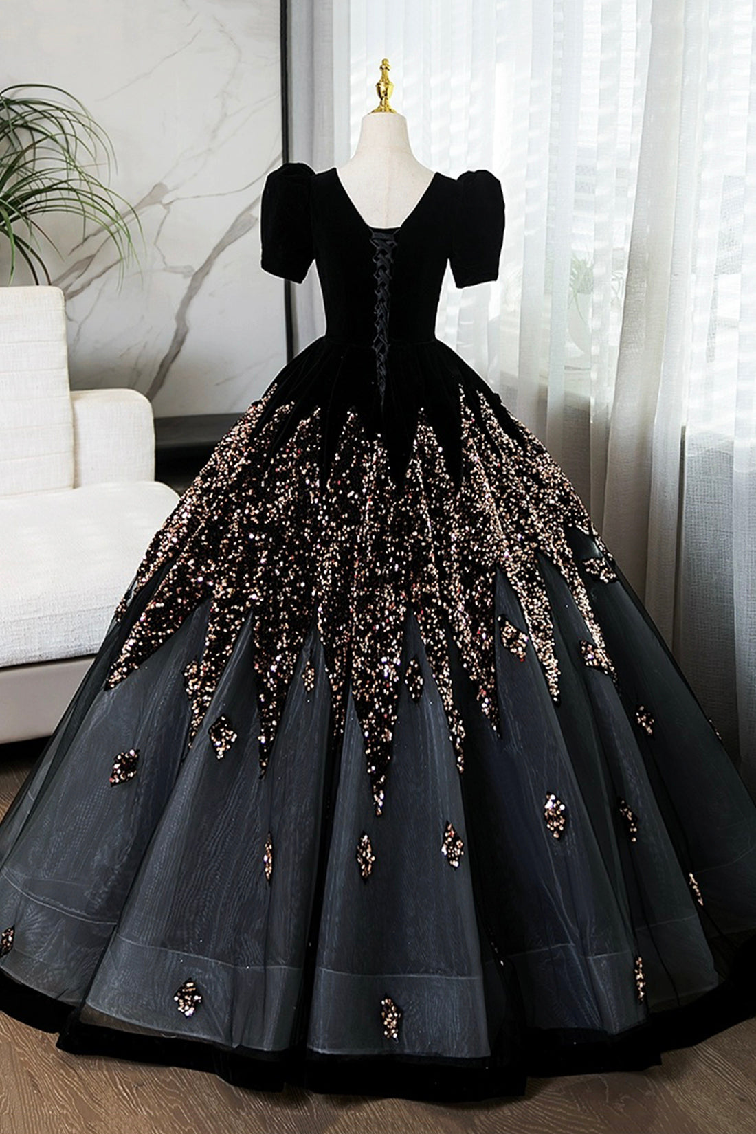 Black V-Neck Velvet and Sequins Long Prom Dress, A-Line Short Sleeve Evening Party Dress