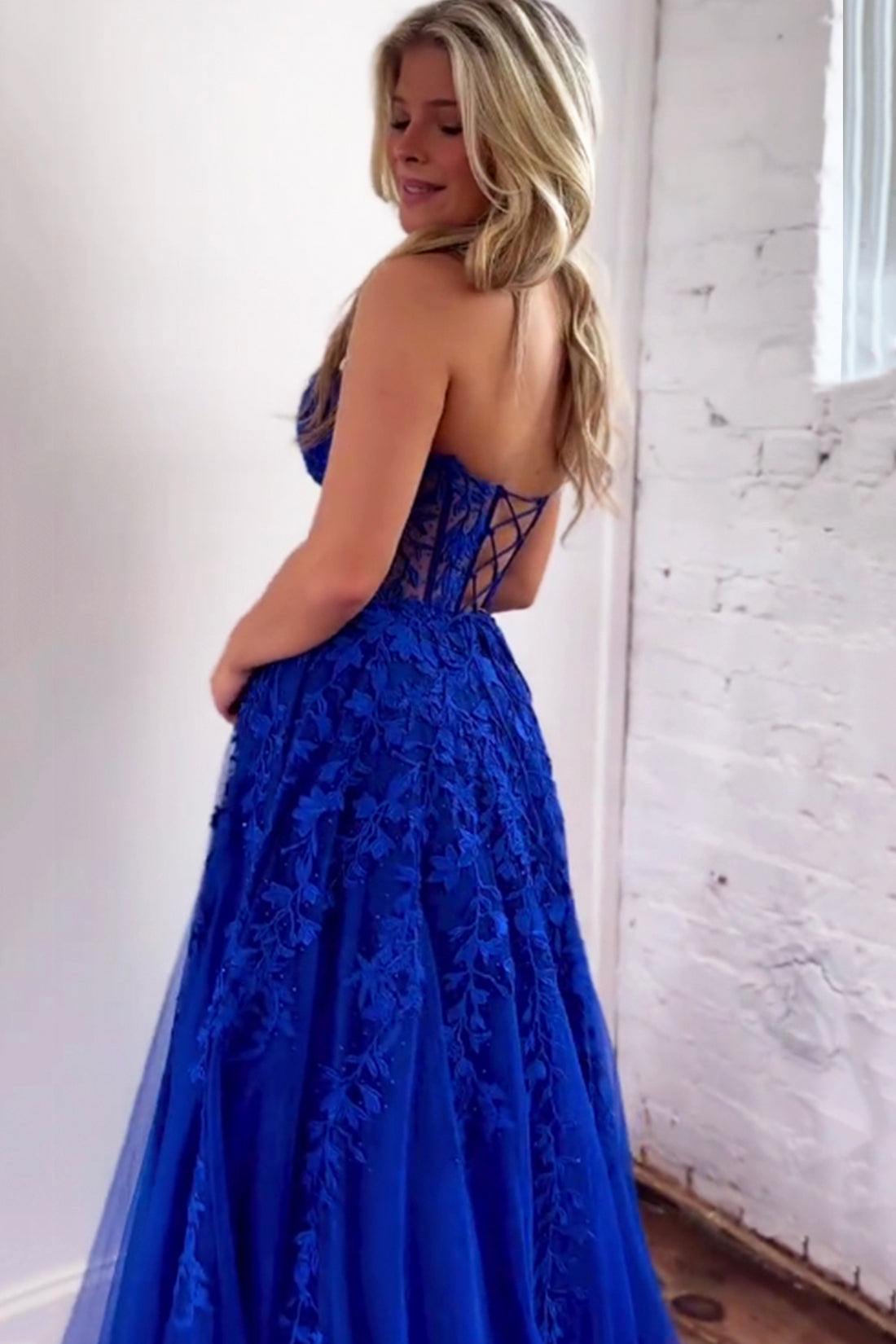 Cute A Line Sweetheart Royal Blue Tulle Long Prom Dresses with Lace