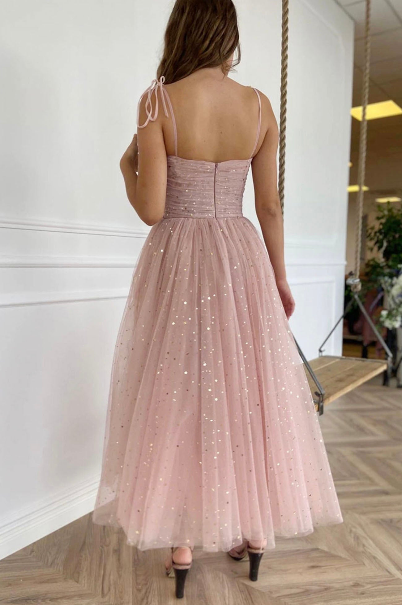 Pink Spaghetti Strap Tulle Short A-Line Prom Dress