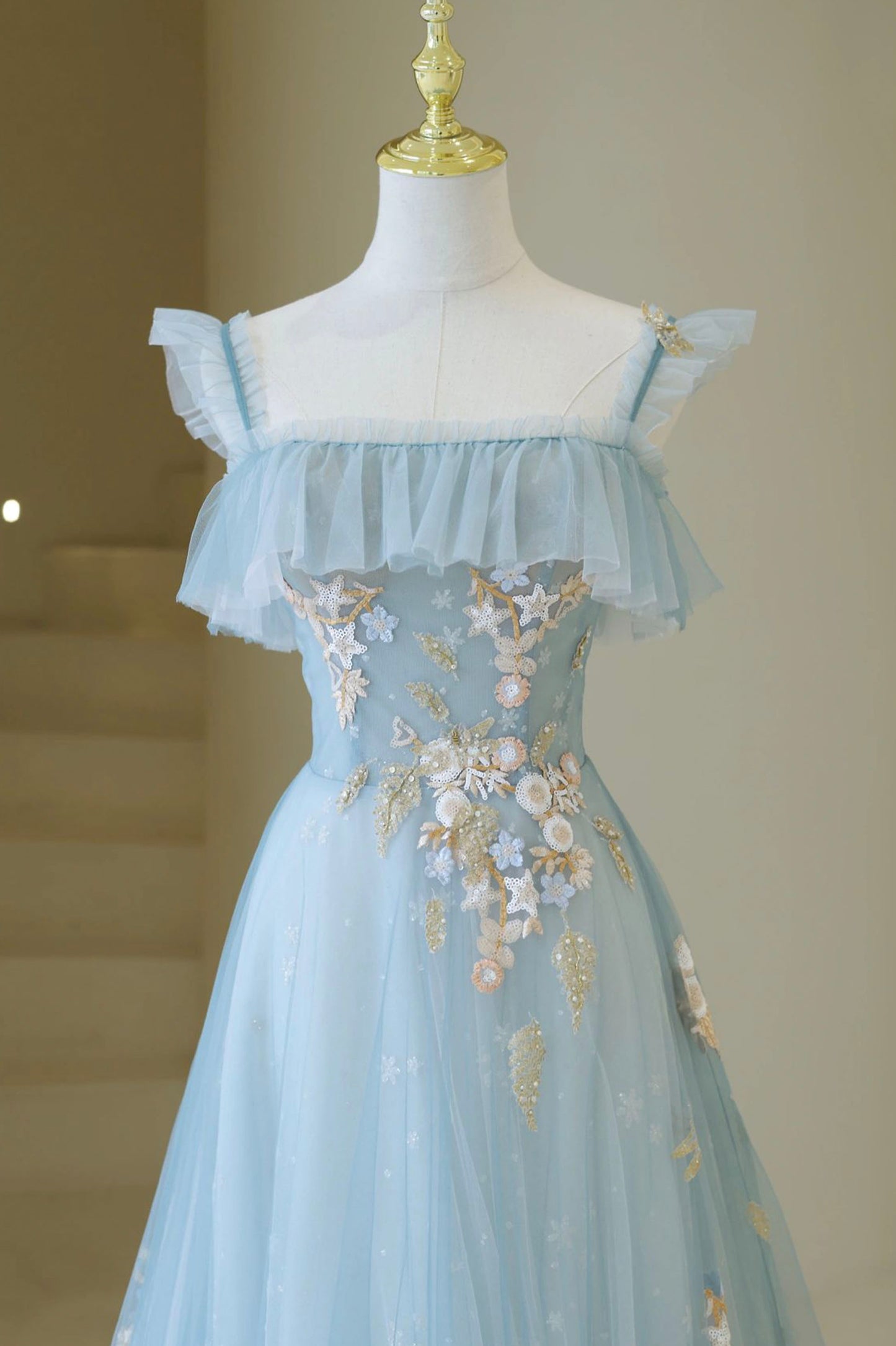 Blue Spaghetti Strap Tulle Long Prom Dress